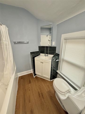 1162 13th Street, Des Moines, IA 50314