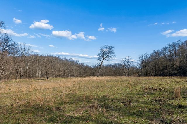 4 Enterprise Rd, Mount Pleasant, TN 38474