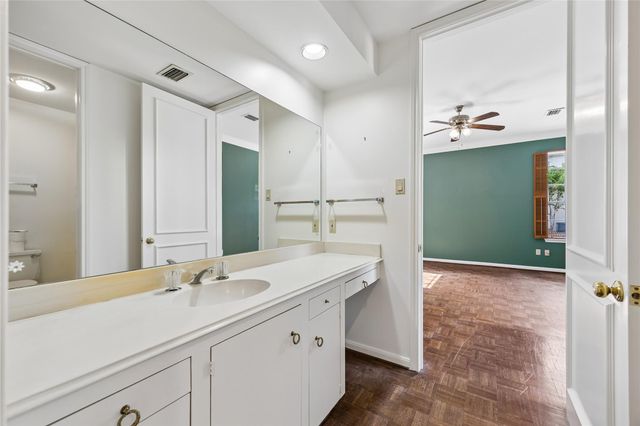7629 Del Monte Drive, Houston, TX 77063