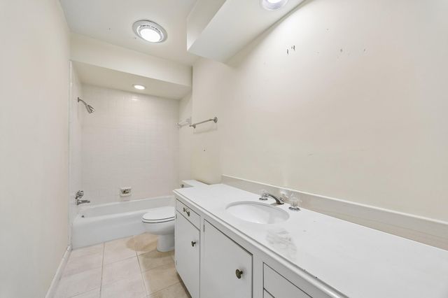 7629 Del Monte Drive, Houston, TX 77063