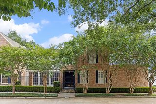 7629 Del Monte Drive, Houston, TX 77063