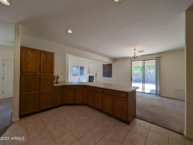 5794 W GOLDEN Lane, Glendale, AZ 85302