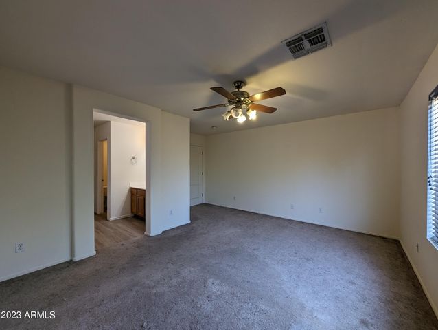 5794 W GOLDEN Lane, Glendale, AZ 85302