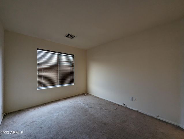 5794 W GOLDEN Lane, Glendale, AZ 85302