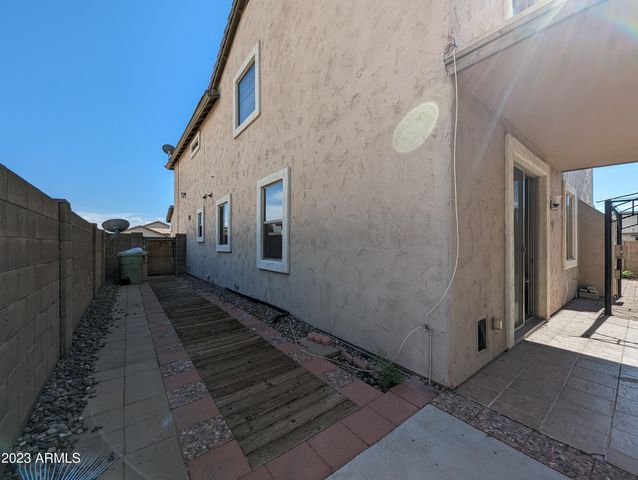 5794 W GOLDEN Lane, Glendale, AZ 85302