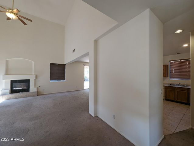 5794 W GOLDEN Lane, Glendale, AZ 85302