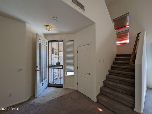 5794 W GOLDEN Lane, Glendale, AZ 85302