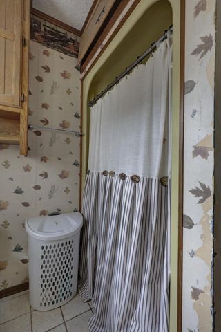 210 N Jefferson Street, Neosho, MO 64850