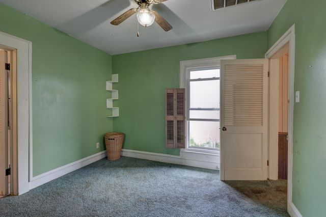 210 N Jefferson Street, Neosho, MO 64850