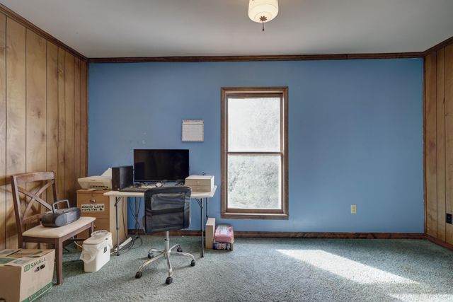 210 N Jefferson Street, Neosho, MO 64850