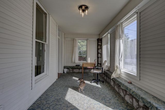 210 N Jefferson Street, Neosho, MO 64850