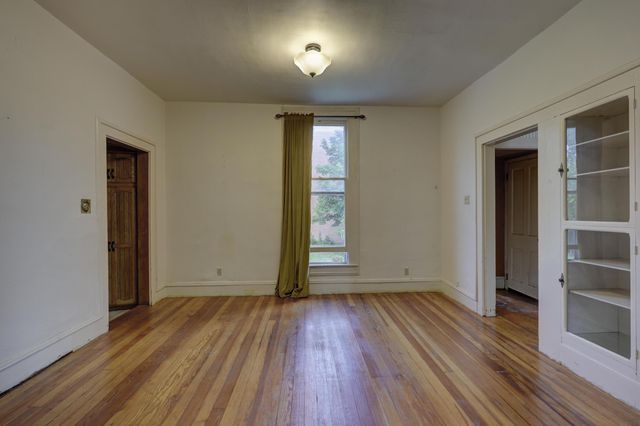 210 N Jefferson Street, Neosho, MO 64850