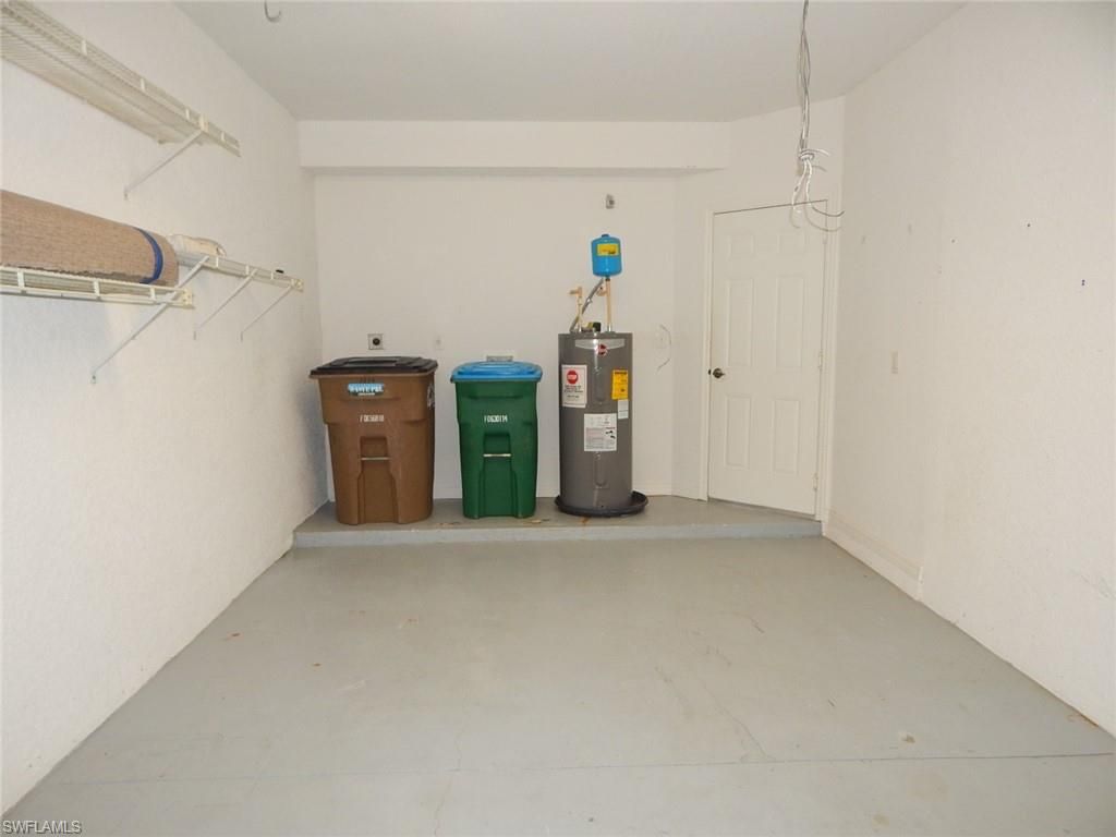 Image 24 of property listing at 1334 Weeping Willow CT, Cape Coral, FL 33909