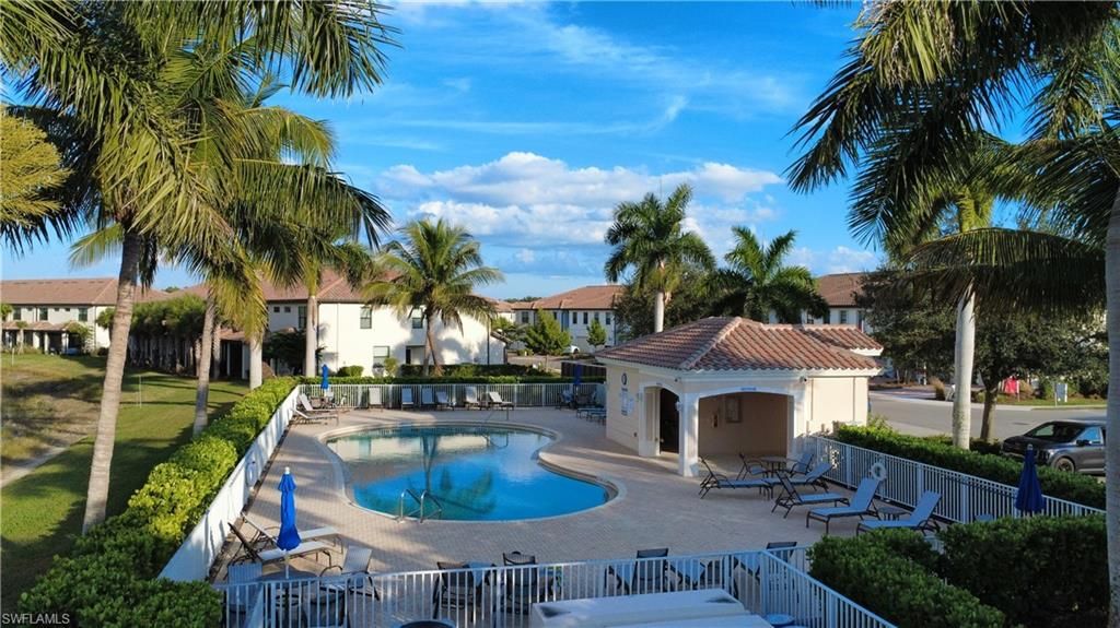 Image 25 of property listing at 1334 Weeping Willow CT, Cape Coral, FL 33909