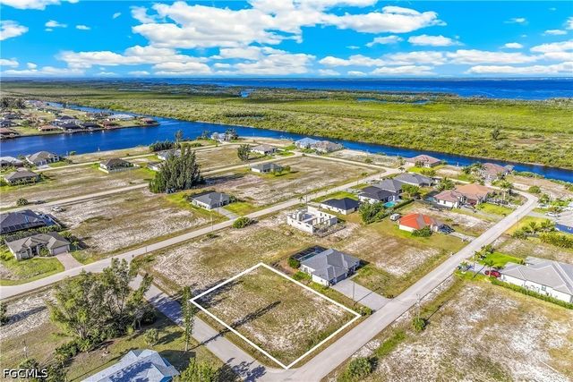 4618 NW 34th TER, Cape Coral, FL 33993