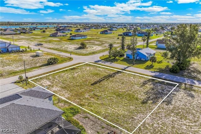 4618 NW 34th TER, Cape Coral, FL 33993