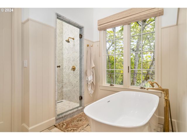 7130 Sw MONTGOMERY Way, Wilsonville, OR 97070