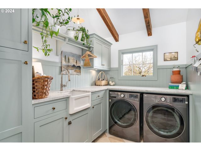 7130 Sw MONTGOMERY Way, Wilsonville, OR 97070