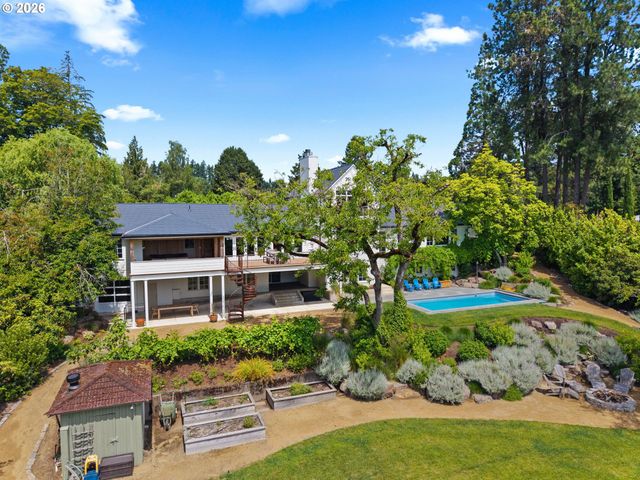 7130 Sw MONTGOMERY Way, Wilsonville, OR 97070