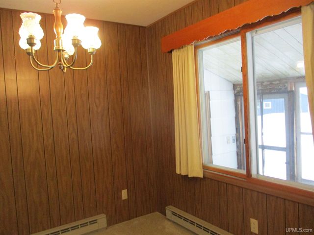 725 Parker Avenue 1, Ontonagon, MI 49953