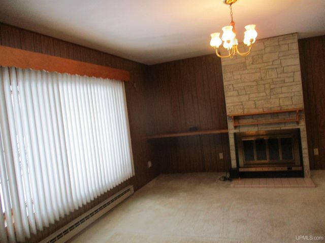725 Parker Avenue 1, Ontonagon, MI 49953