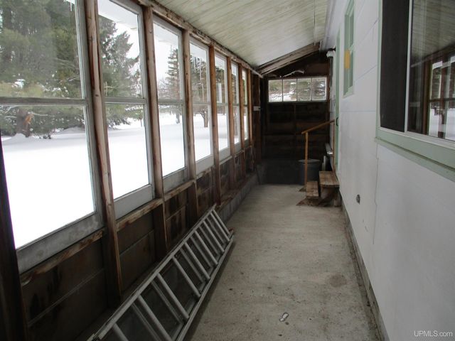 725 Parker Avenue 1, Ontonagon, MI 49953