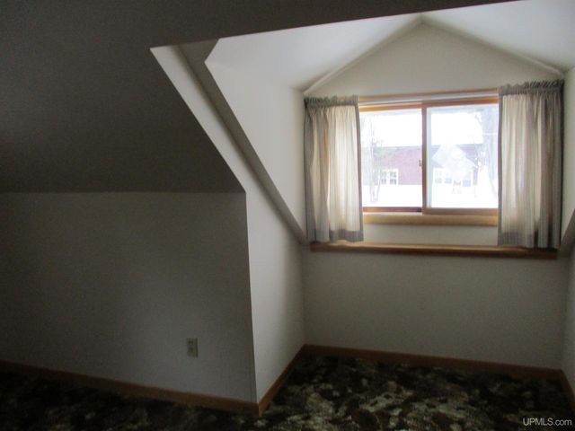 725 Parker Avenue 1, Ontonagon, MI 49953