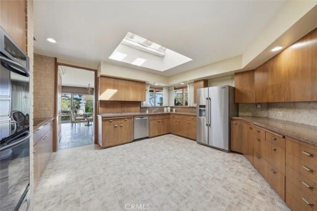 100 Saddleback, Rolling Hills, CA 90274