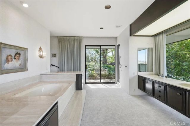 100 Saddleback, Rolling Hills, CA 90274