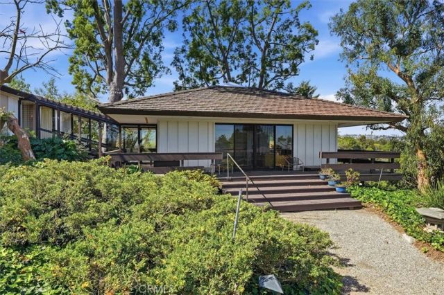 100 Saddleback, Rolling Hills, CA 90274