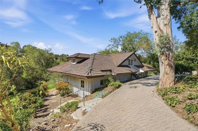 100 Saddleback, Rolling Hills, CA 90274