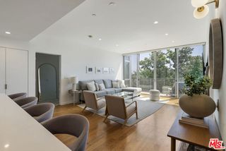 12504 Woodbridge Street 402, Studio City (los Angeles), CA 91604
