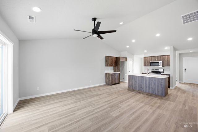 13310 Bank St, Caldwell, ID 83607