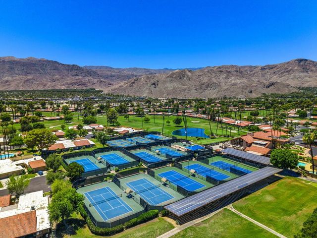 38 Malaga Drive, Rancho Mirage, CA 92270