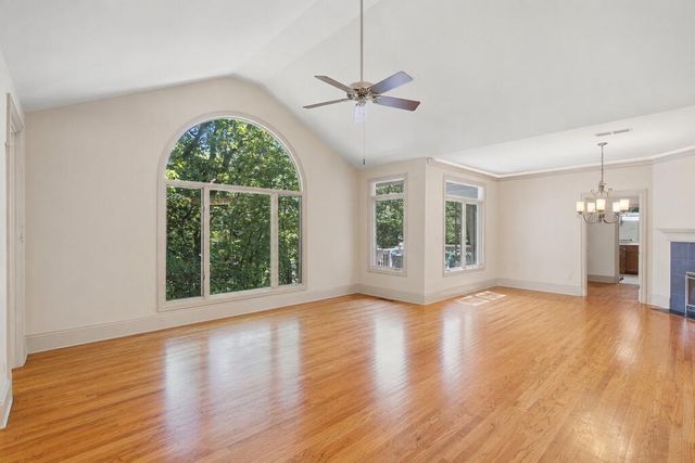 532 Cherokee Trl, Big Canoe, GA 30143