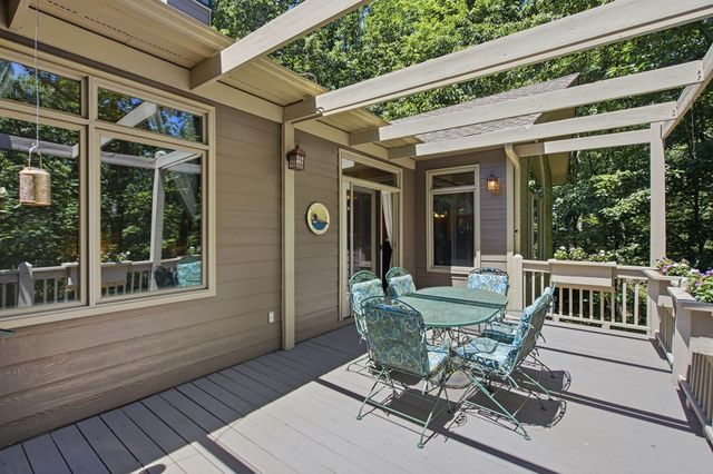 532 Cherokee Trl, Big Canoe, GA 30143