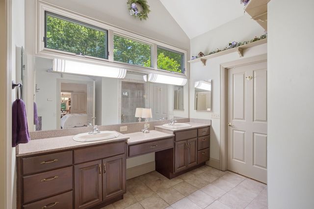 532 Cherokee Trl, Big Canoe, GA 30143