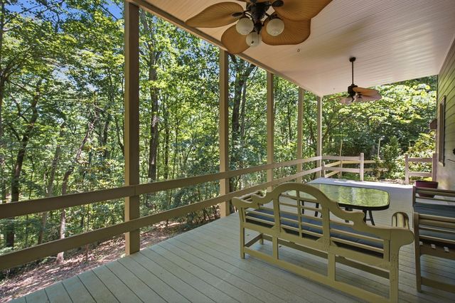 532 Cherokee Trl, Big Canoe, GA 30143