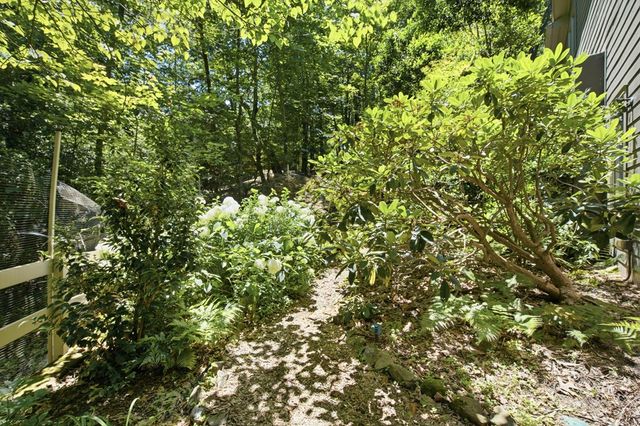 532 Cherokee Trl, Big Canoe, GA 30143