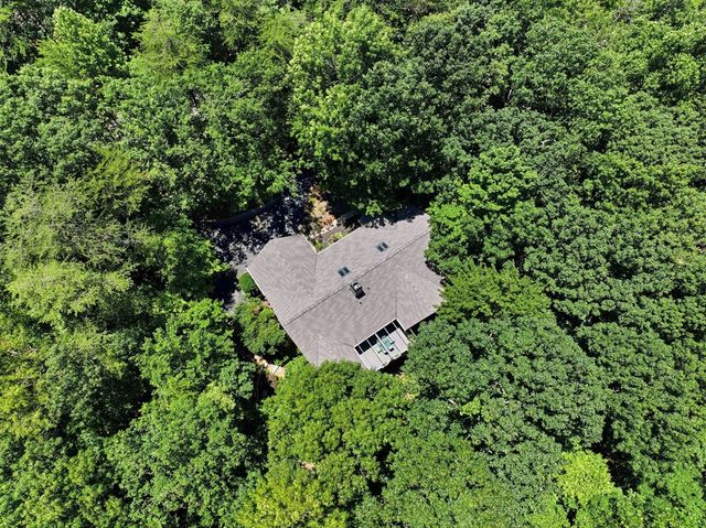 532 Cherokee Trl, Big Canoe, GA 30143