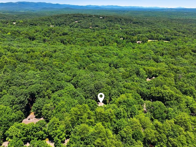 532 Cherokee Trl, Big Canoe, GA 30143