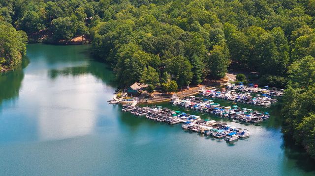 532 Cherokee Trl, Big Canoe, GA 30143