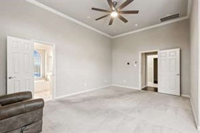 909 Foxtail Drive, Mansfield, TX 76063