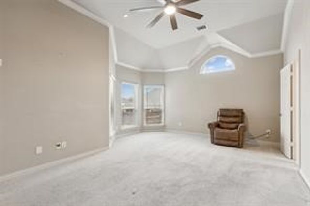 909 Foxtail Drive, Mansfield, TX 76063