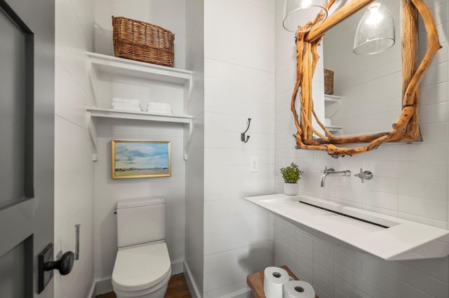 9116 Escondido Drive, Willis, TX 77318