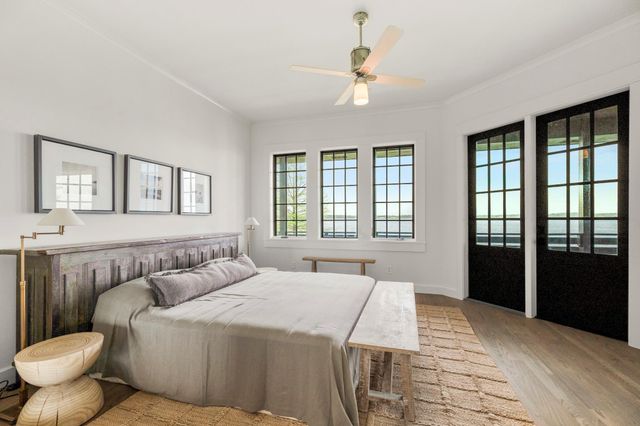 9116 Escondido Drive, Willis, TX 77318