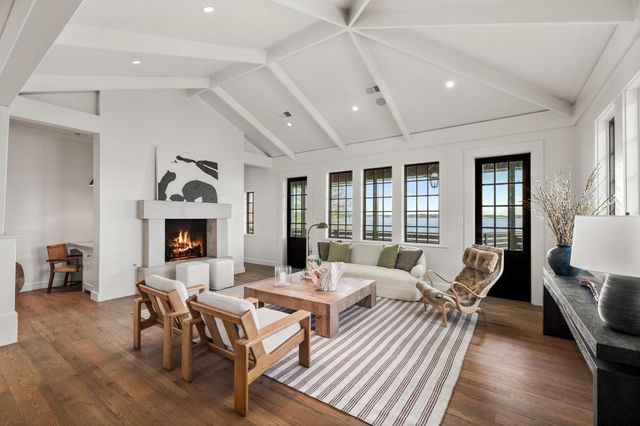 9116 Escondido Drive, Willis, TX 77318