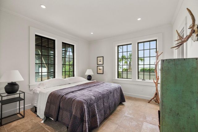 9116 Escondido Drive, Willis, TX 77318