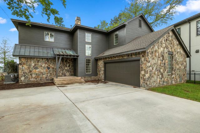 9116 Escondido Drive, Willis, TX 77318