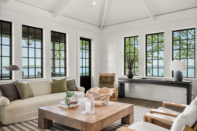 9116 Escondido Drive, Willis, TX 77318